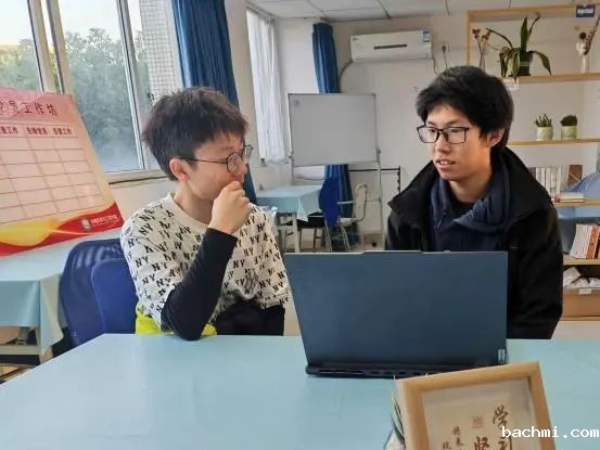 12c5f28cc7574f82a429ab97876d2bcf.jpg 12c5f28cc7574f82a429ab97876d2bcf.jpg